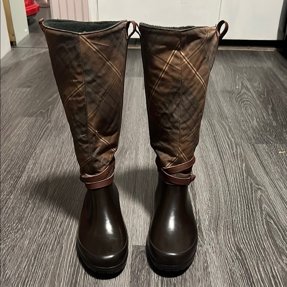 Sperry Brown Quilted Ankle Booties